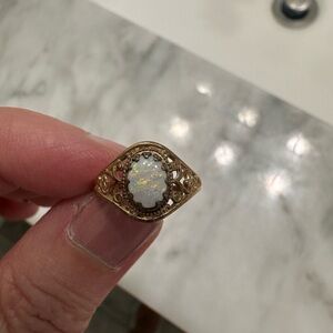 Elegant Gold Opal Ring